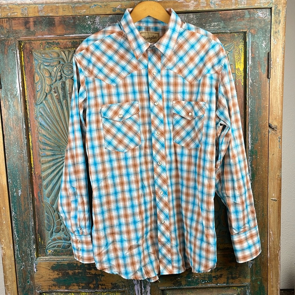 Wrangler Pearl snap plaid western shirt